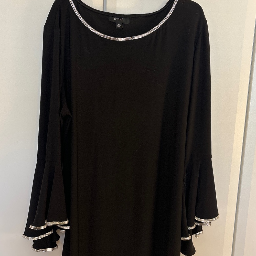 LBD - Picture 2 of 8